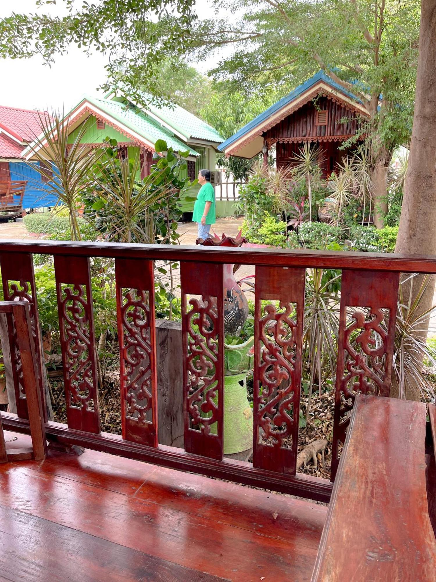 Ruanmai Style Resort 1 Ban Nong Nam Khan Exteriör bild